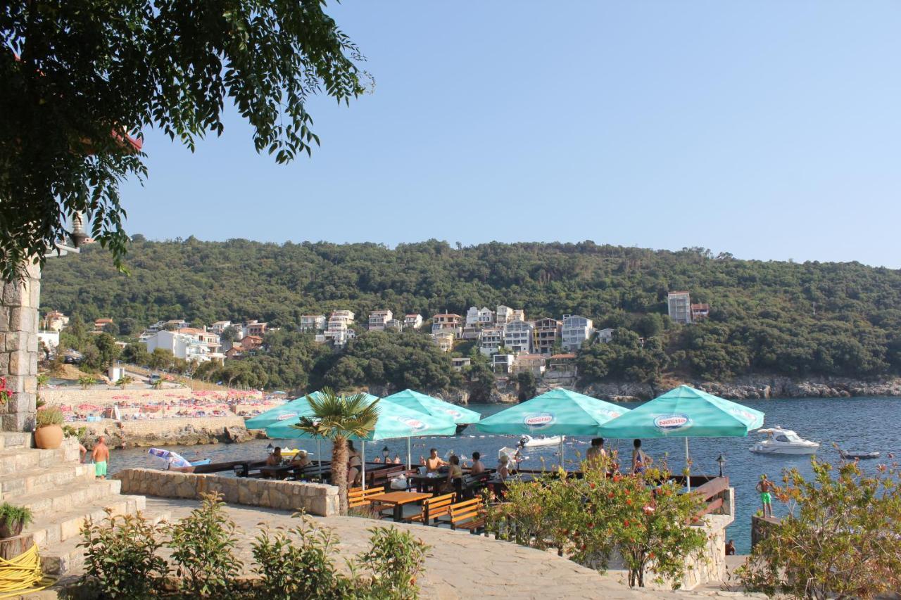 Anna Apartment Utjeha Dış mekan fotoğraf
